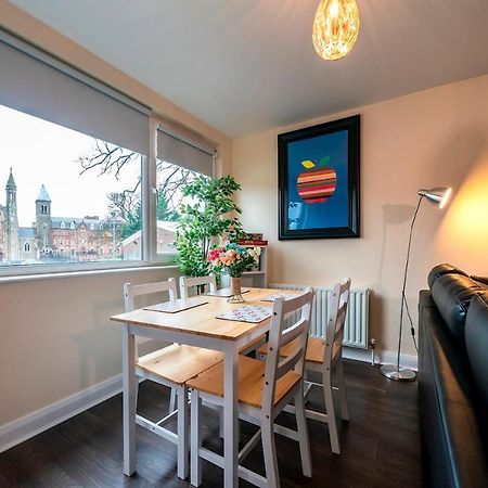 1 Bd Apt In Historical W Belfast Close To Centre Экстерьер фото