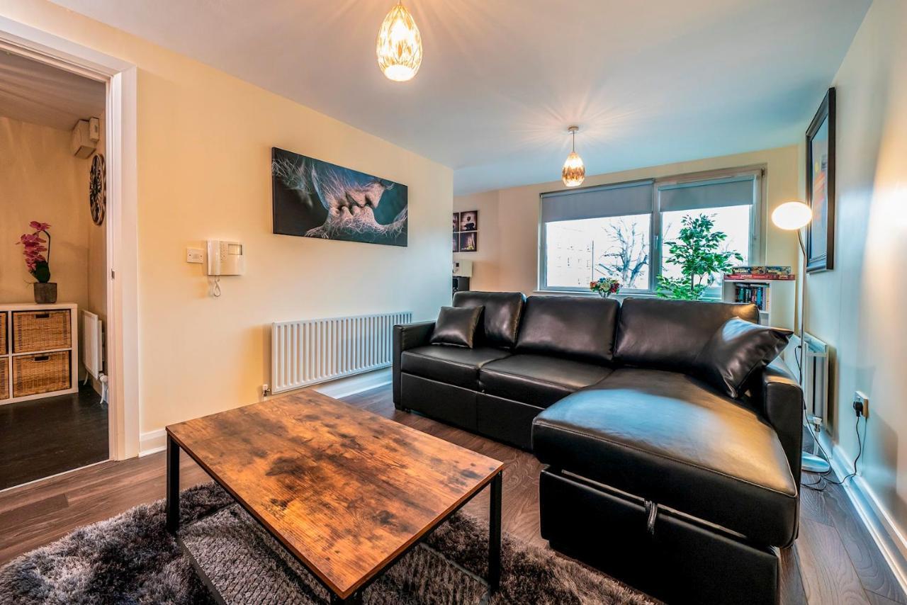 1 Bd Apt In Historical W Belfast Close To Centre Экстерьер фото